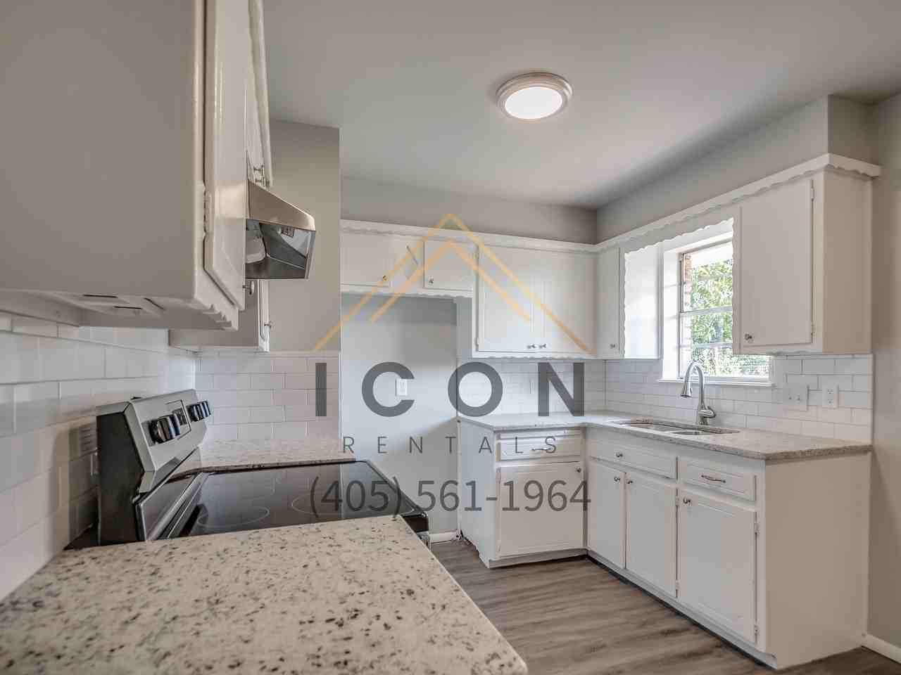 320 E Cedar Ln #1 - Photo 3 of 18