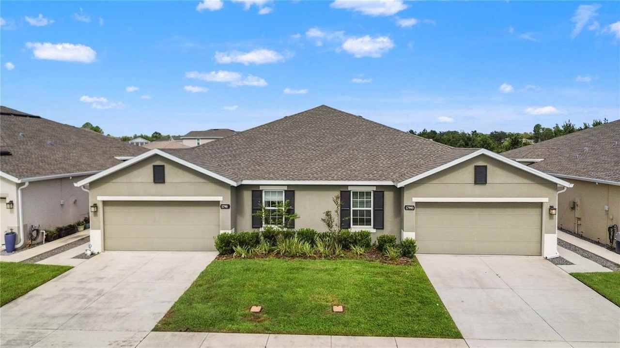 17993 Turning Leaf Cir - Photo 2 of 36