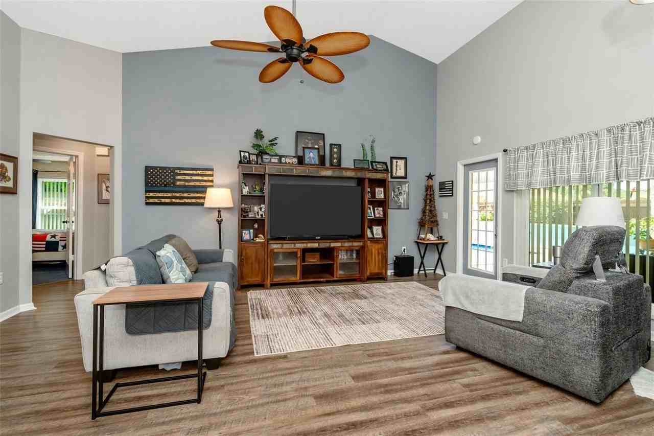 13853 Pimberton Dr - Photo 7 of 47