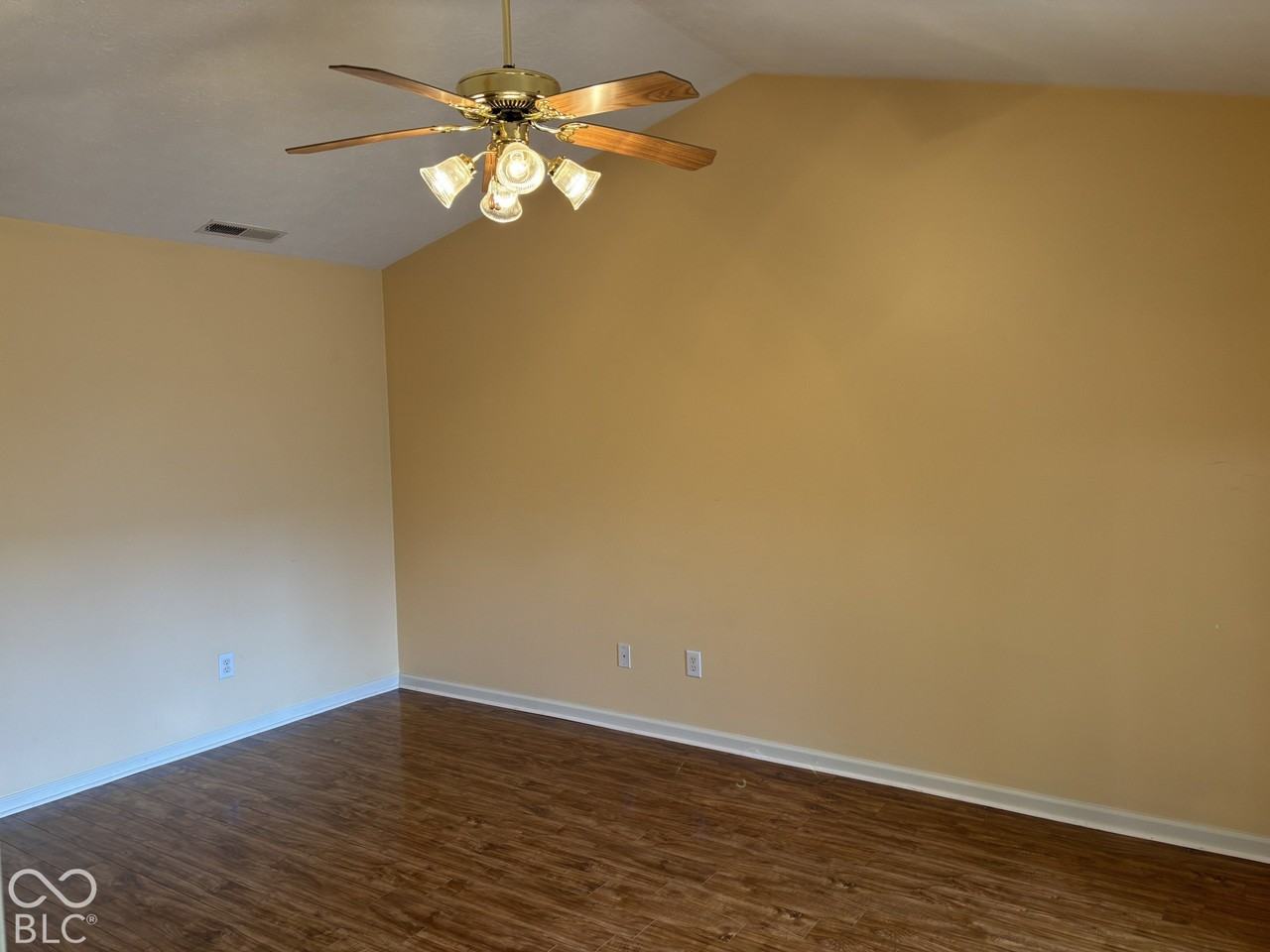 4824 Cavern Pl - Photo 5 of 12