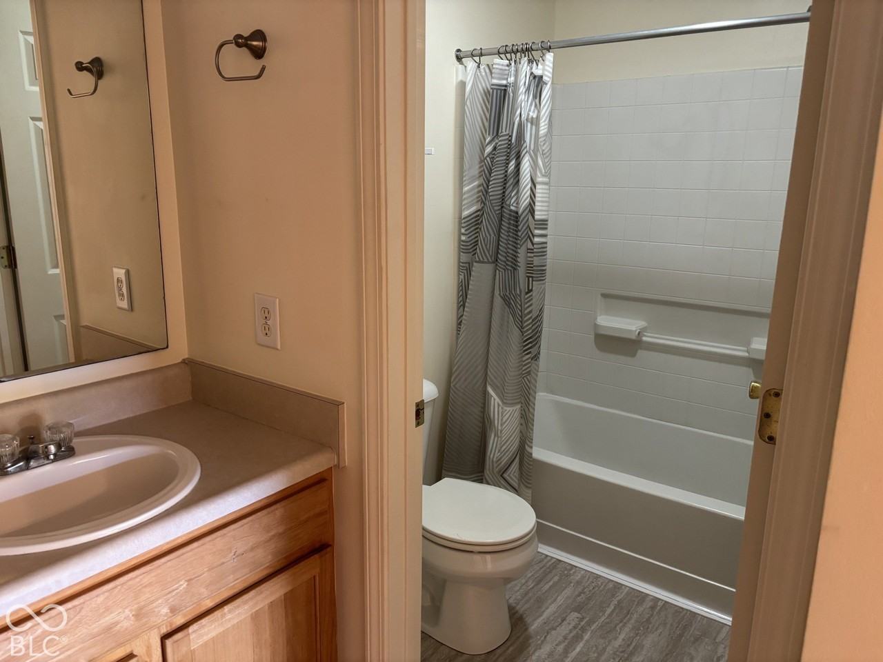 4824 Cavern Pl - Photo 7 of 12