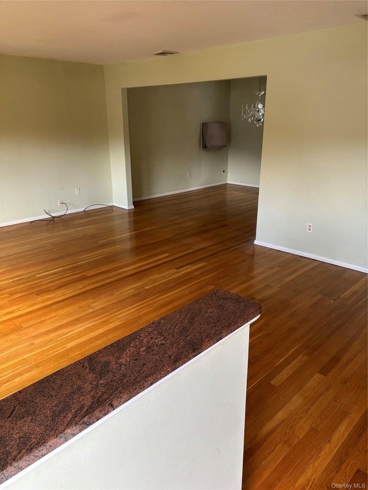 86 Hill Dr - Photo 2 of 19