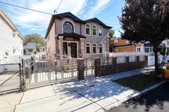11625 134th St #1stFL - Photo 1 of 1