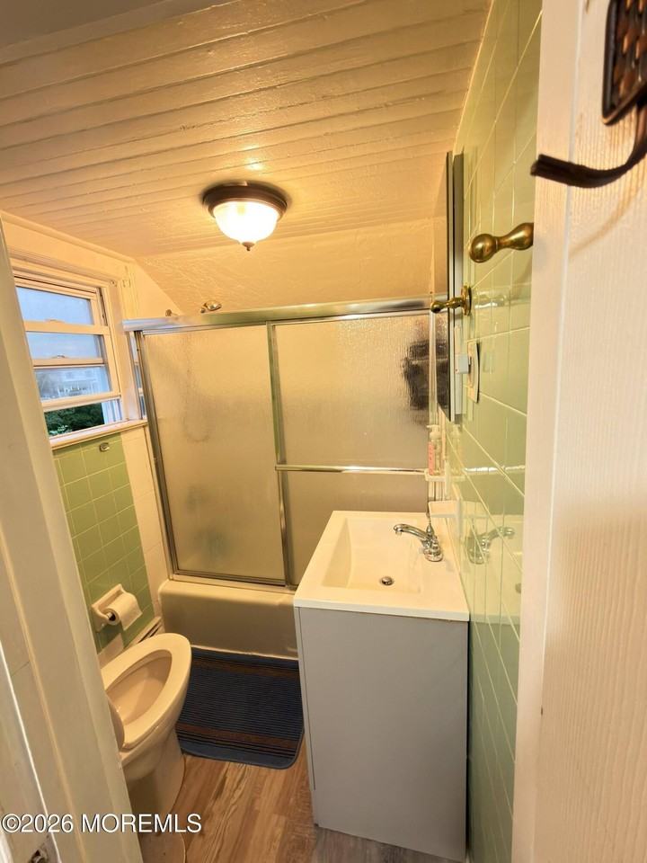 427 Exchange Pl #2 - Photo 6 of 10