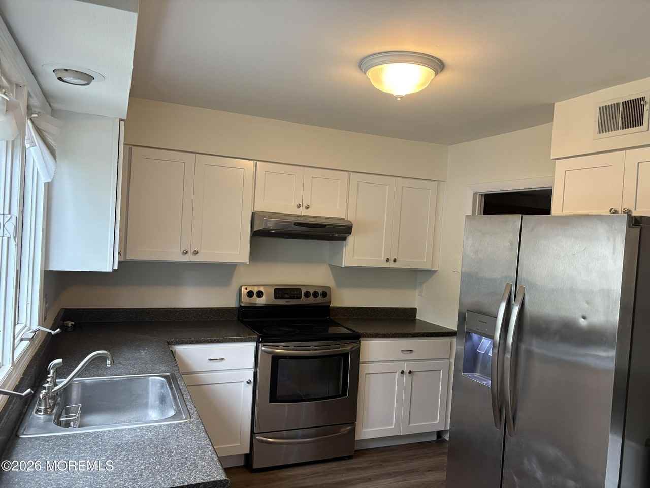 306 Cutty Ct #306 - Photo 3 of 15