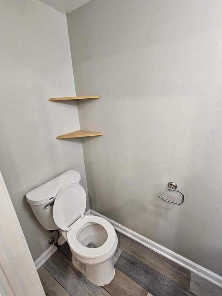 403 Trenton Ct - Photo 5 of 27