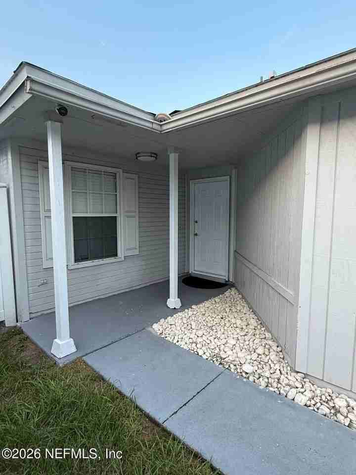 12381 Mastin Cove Rd - Photo 6 of 19