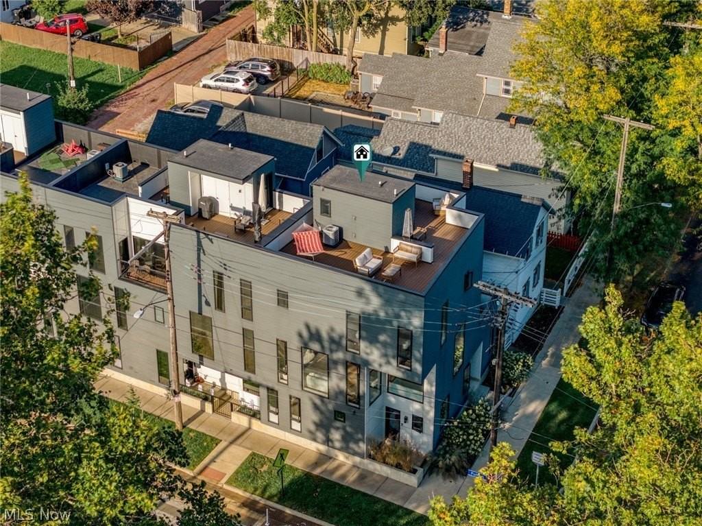 3416 Monroe Ave - Photo 3 of 41