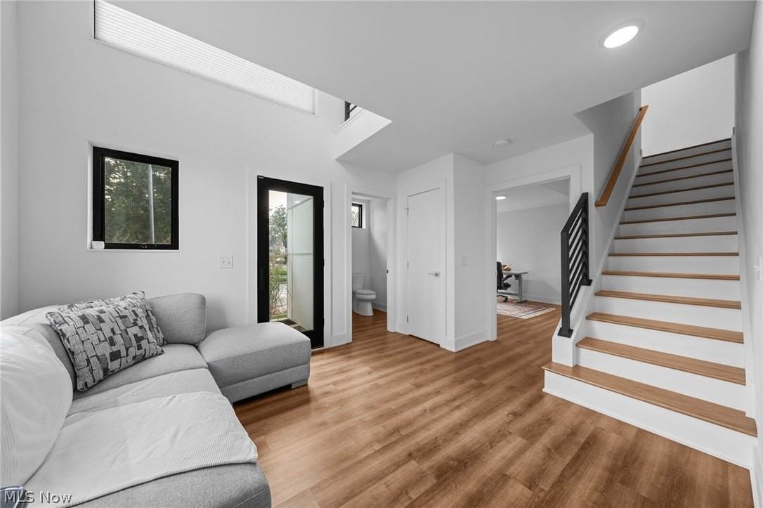 3416 Monroe Ave - Photo 5 of 41