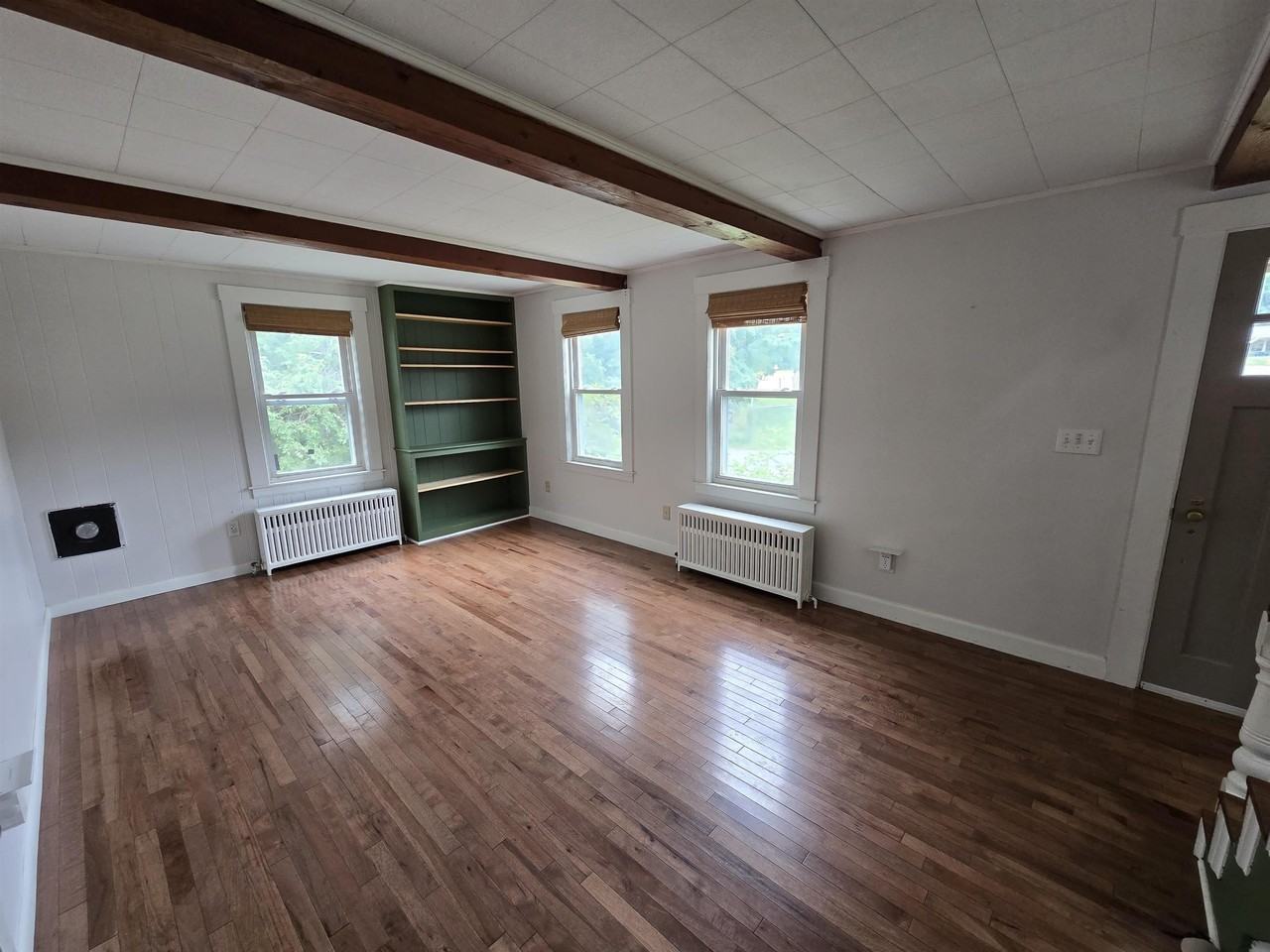 21 Willey St - Photo 7 of 27