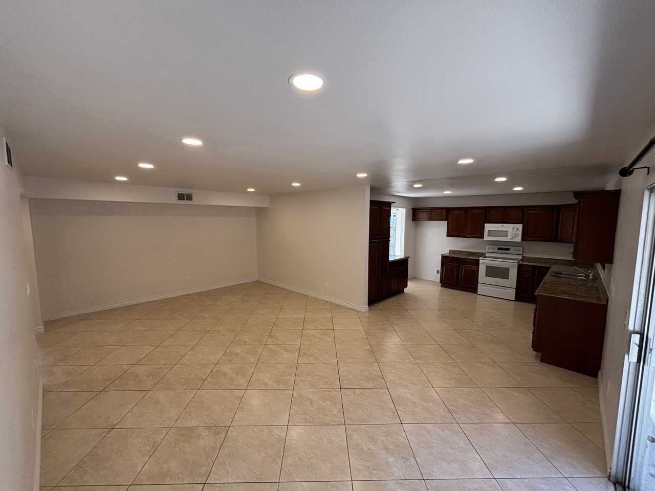 388 Hilltop Dr #NA - Photo 5 of 16
