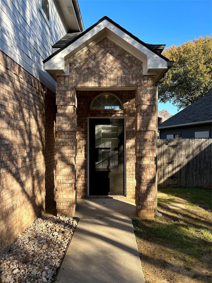 4108 1 Place Ln - Photo 2 of 23