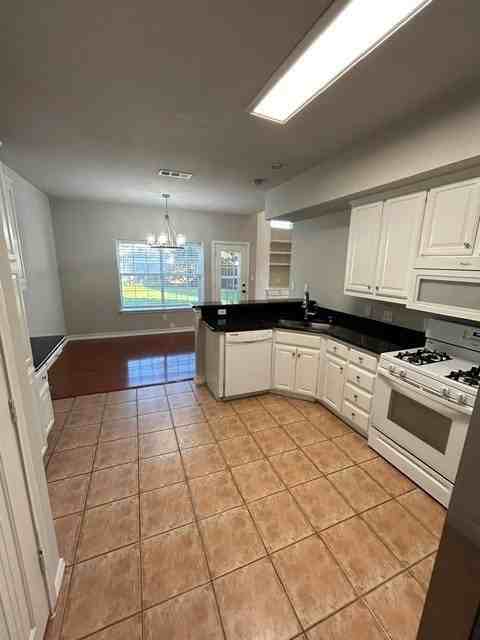 4108 1 Place Ln - Photo 6 of 23