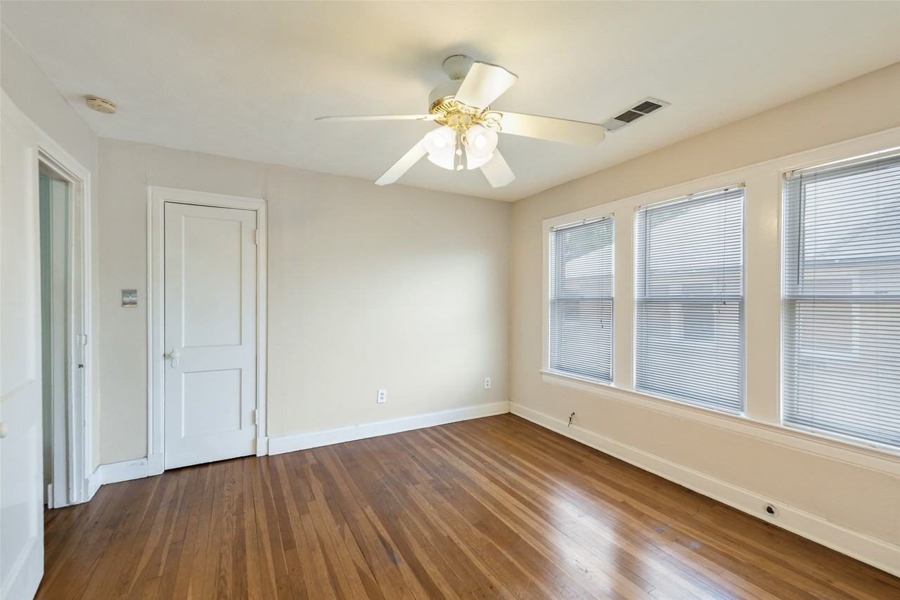 6005 Ross Ave #6007 - Photo 4 of 10