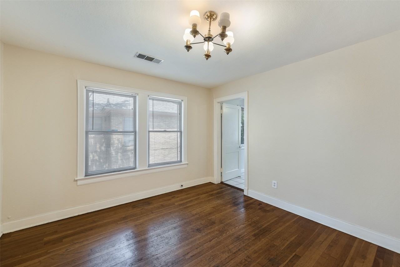 6005 Ross Ave #6007 - Photo 5 of 10
