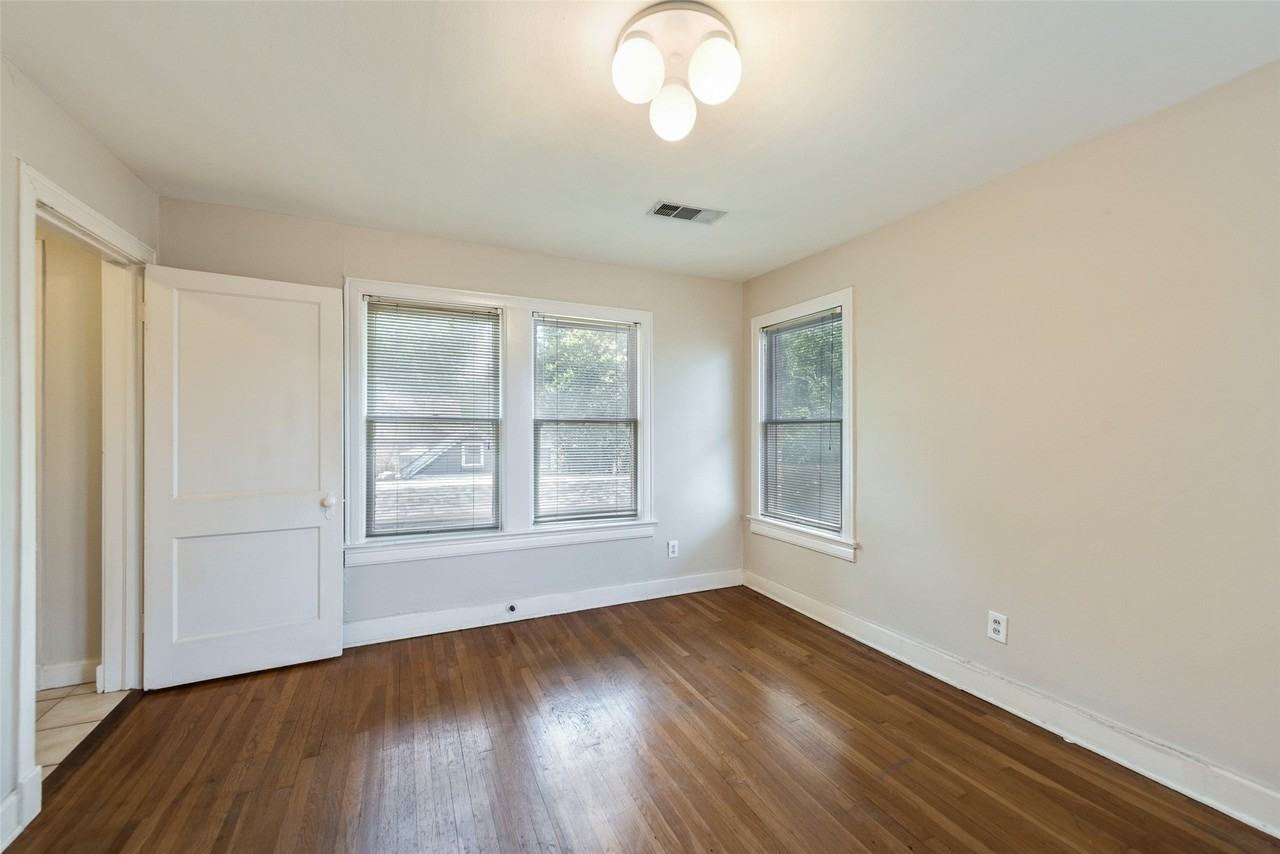 6005 Ross Ave #6007 - Photo 6 of 10