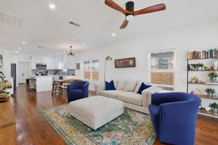 5911 E Grand Ave - Photo 1 of 1