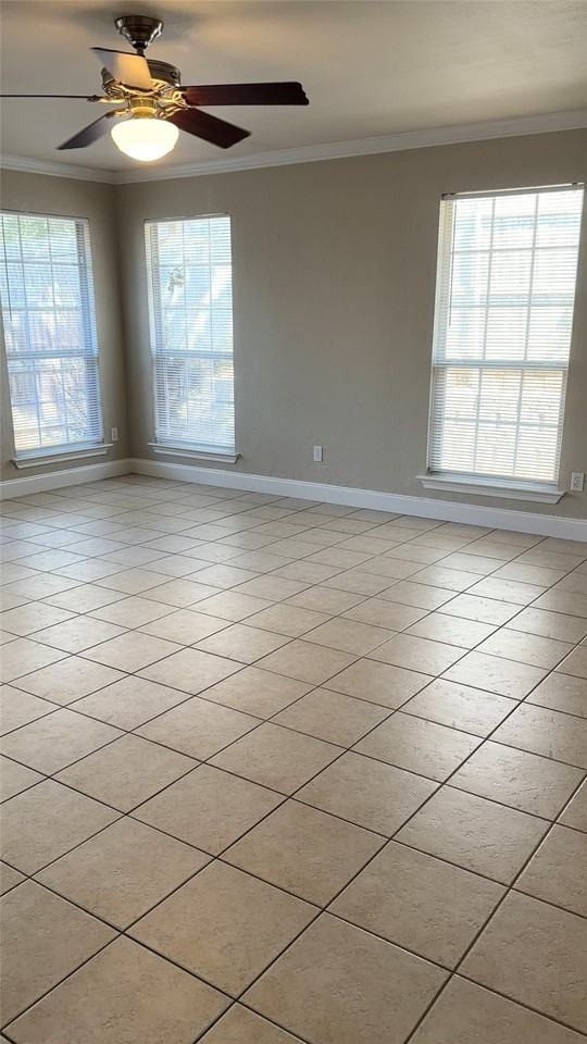1611 Park Pl - Photo 6 of 18