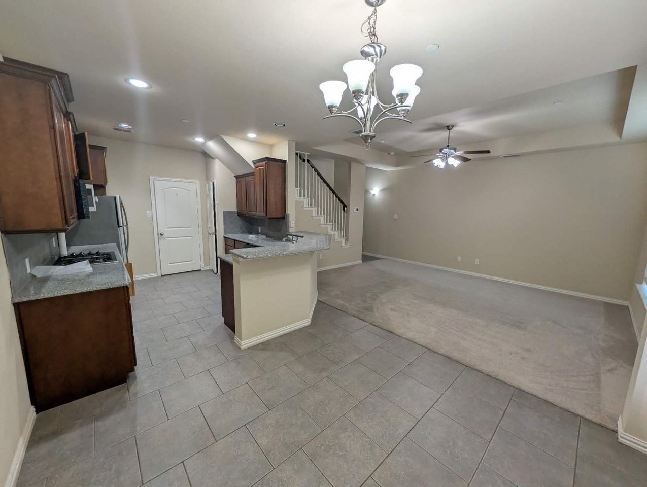 4666 Perthshire Ct - Photo 5 of 16
