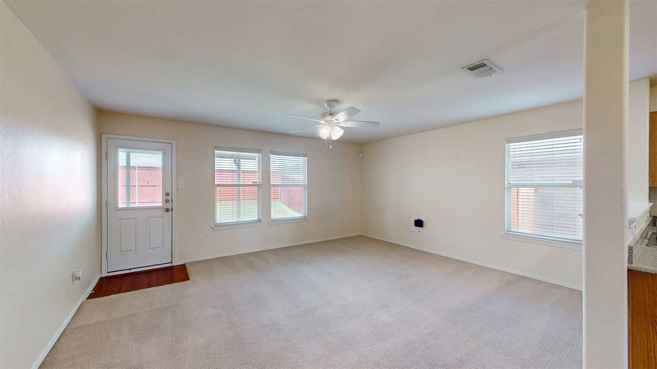 9020 Noontide Dr - Photo 7 of 35