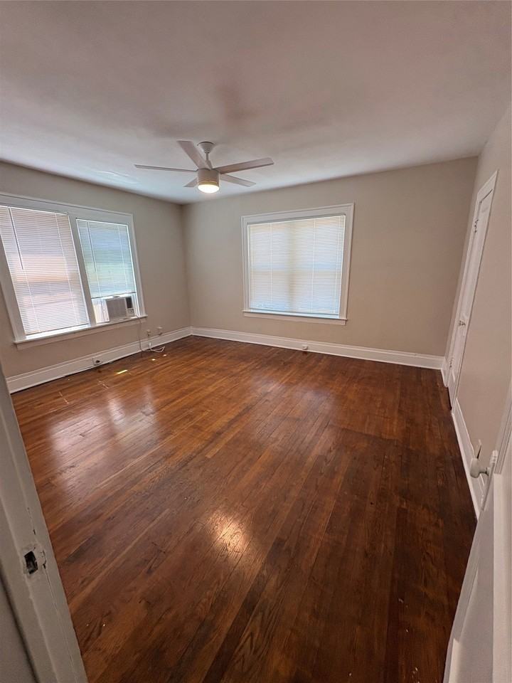 111 N Tyler St - Photo 7 of 8