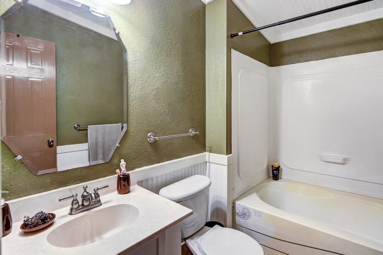 2620 Bryant St - Photo 7 of 12