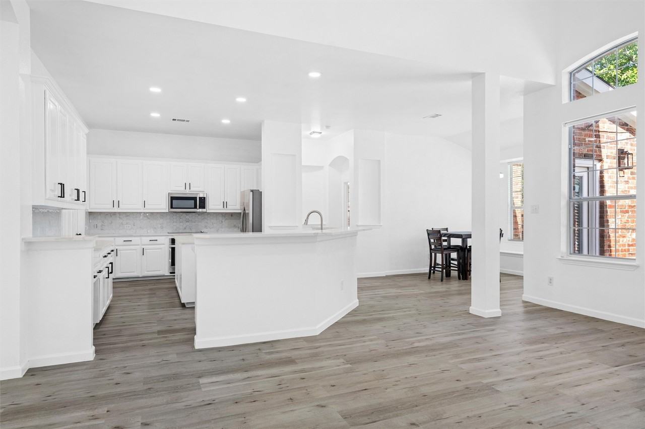 4201 Iron Ln - Photo 6 of 27