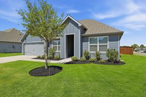 featured image of 4028 Cornerstone Cir