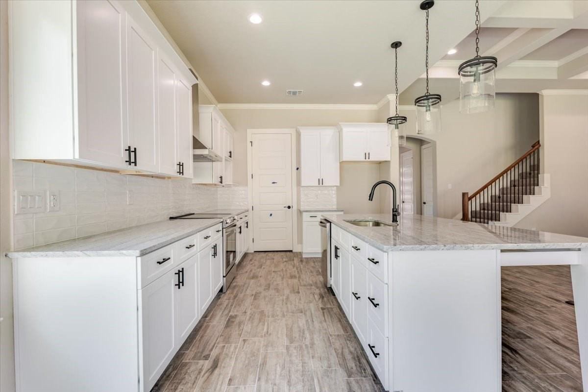 4011 Ponca Dr - Photo 5 of 24