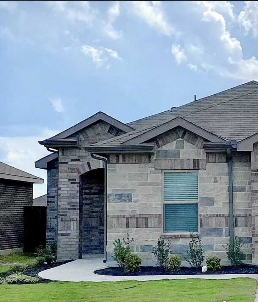 9717 Hickory Knob Dr - Photo 2 of 36