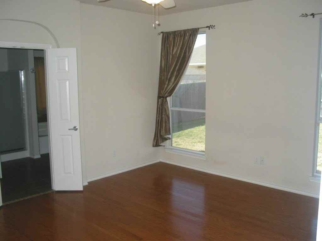 14013 Firebush Ln - Photo 7 of 10