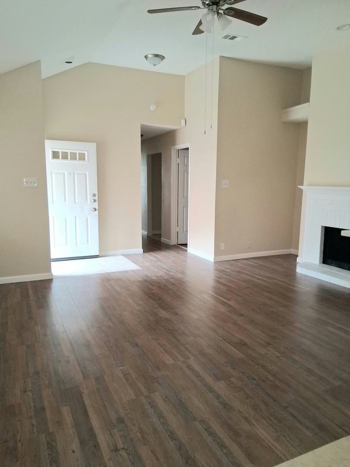 3208 Poplar Springs Ln - Photo 4 of 18