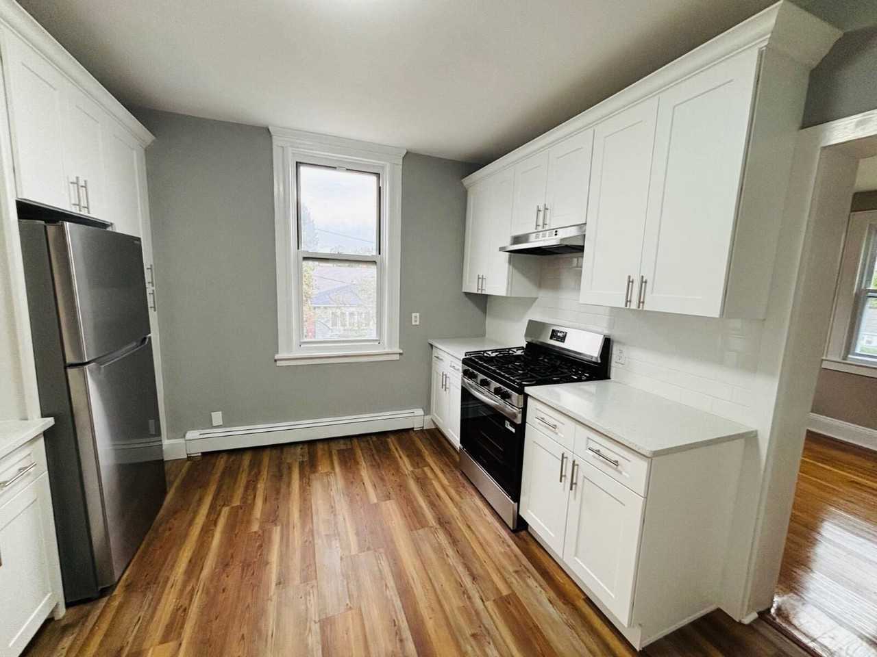 17 Clement St - Photo 2 of 7