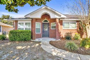 512 Batten Blvd - Photo 1 of 1