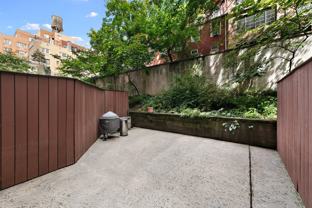 445 W 19th St Apt 1h - Photo 1 of 1
