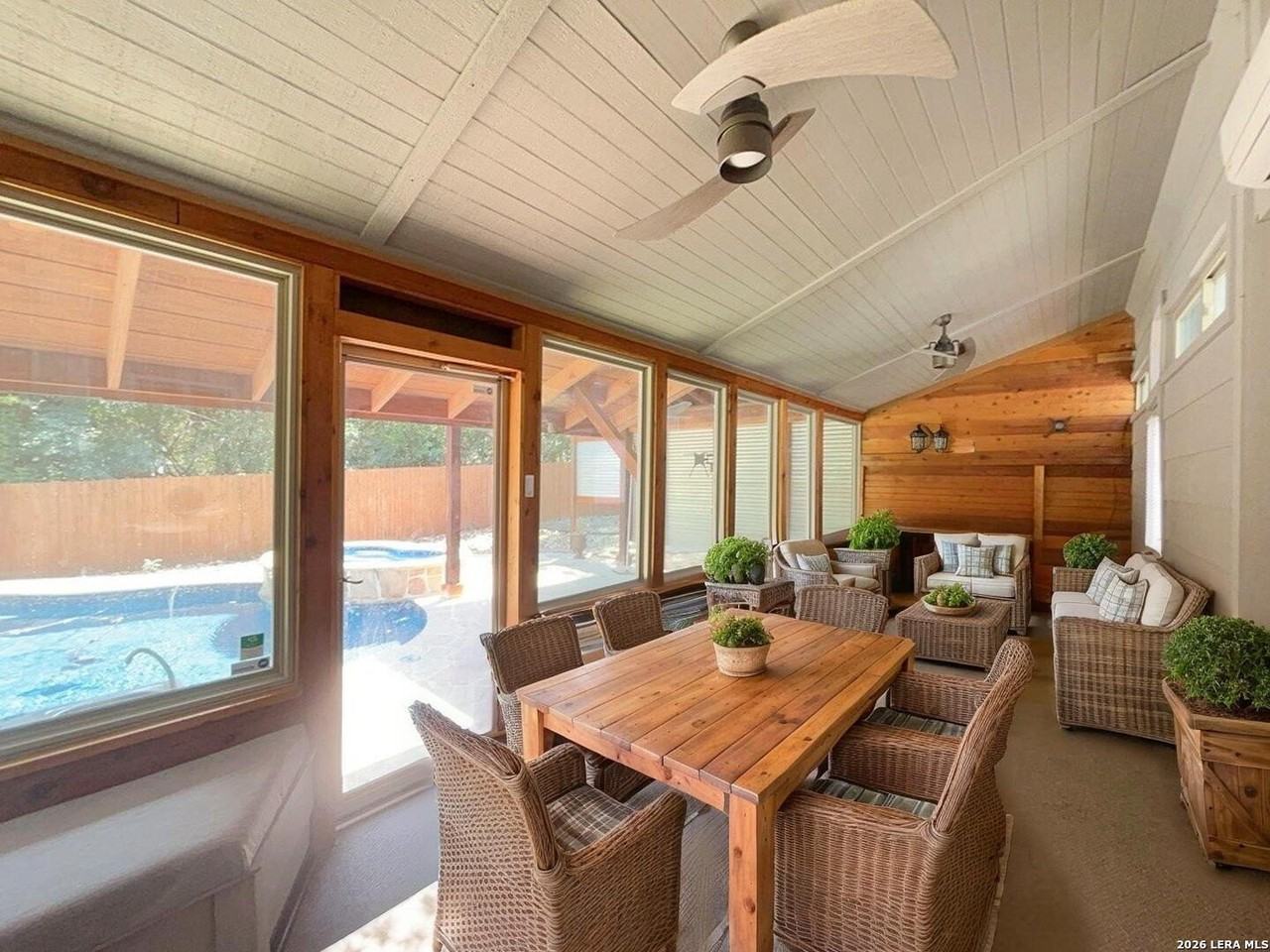 8708 Laurel Canyon Dr - Photo 6 of 50