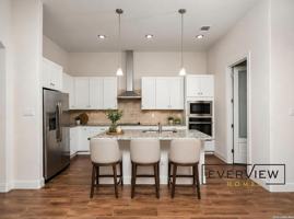 featured image of 530 Carriage House #42