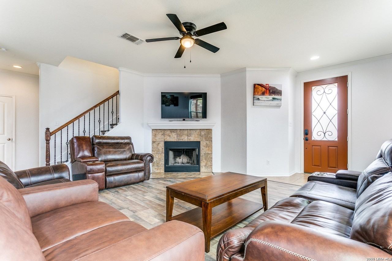 13402 Loma Sierra - Photo 3 of 18