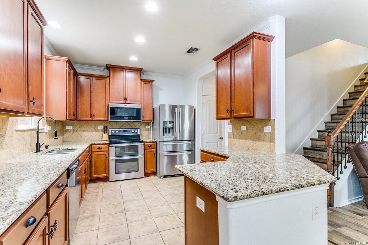 13402 Loma Sierra - Photo 6 of 18