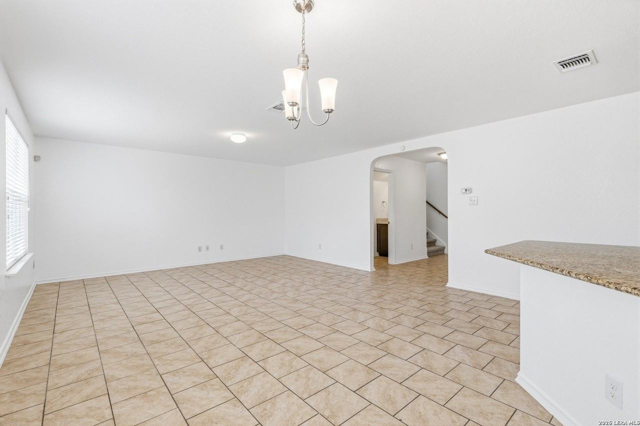 3906 Medina Br - Photo 7 of 29