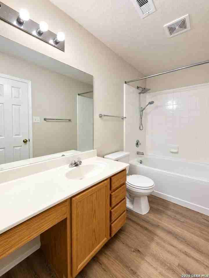 4926 Corian Springs Dr - Photo 5 of 6