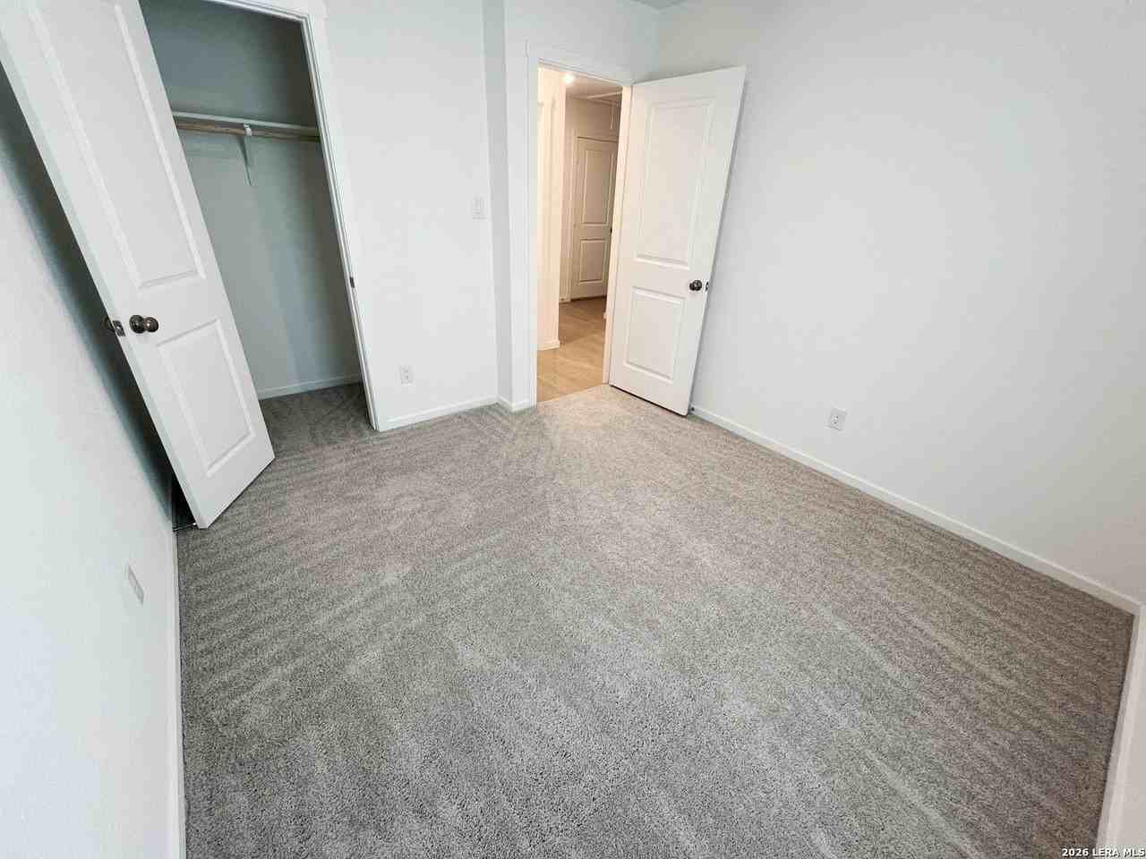 7610 Bohemian Grv - Photo 5 of 35
