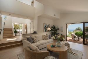 featured image of 421 Vista De La Playa Ln
