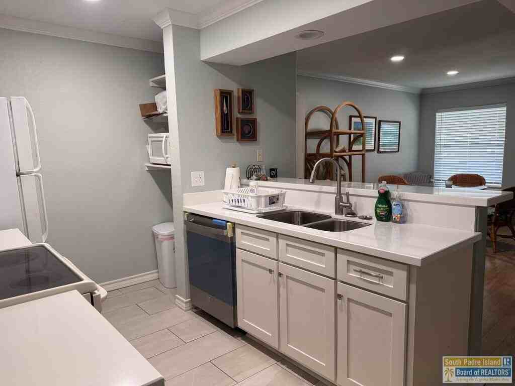 130 E Cora Lee Dr #WEST - Photo 7 of 18