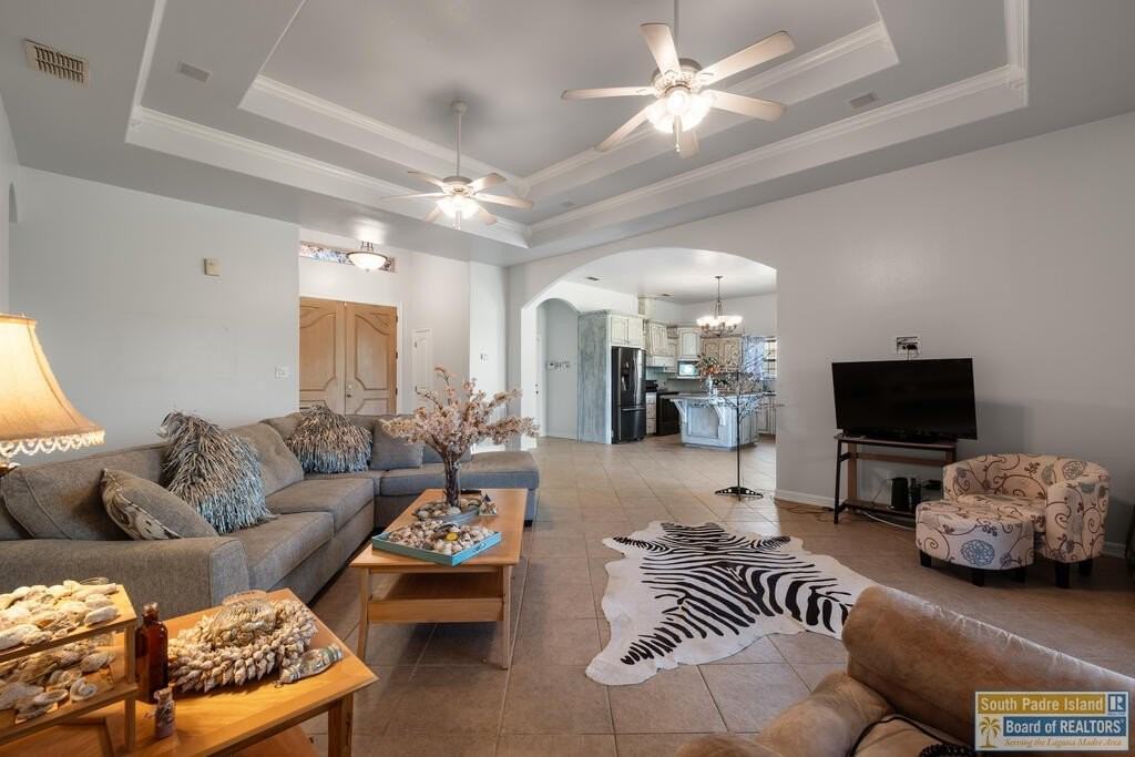 2 Bethpage Dr - Photo 4 of 17