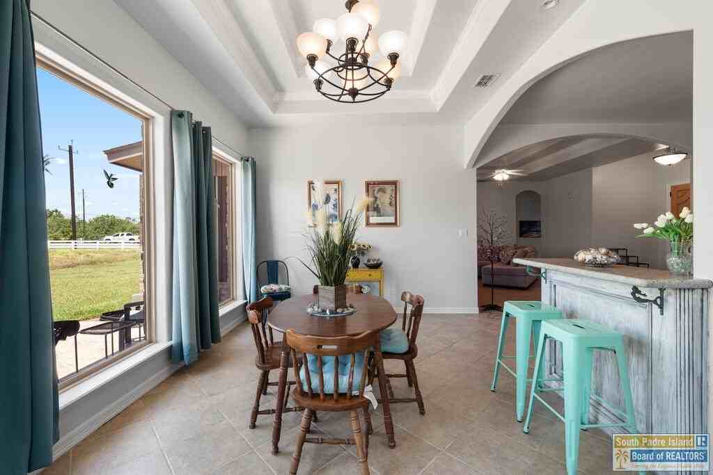 2 Bethpage Dr - Photo 7 of 17