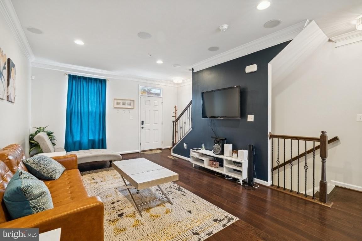 3421 11th Pl Se - Photo 4 of 24