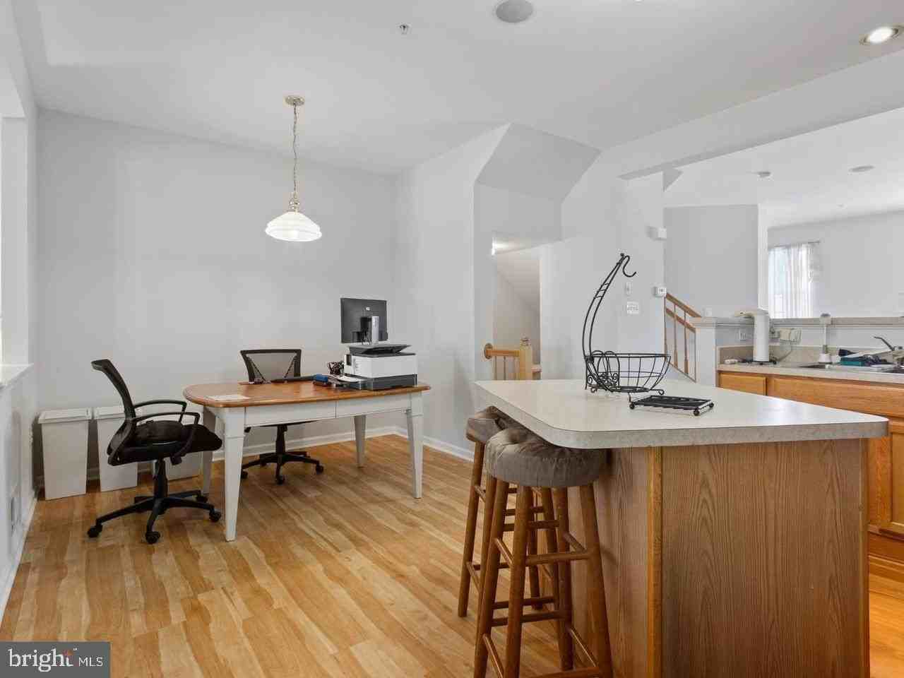 4225 Lavender Ln - Photo 7 of 8