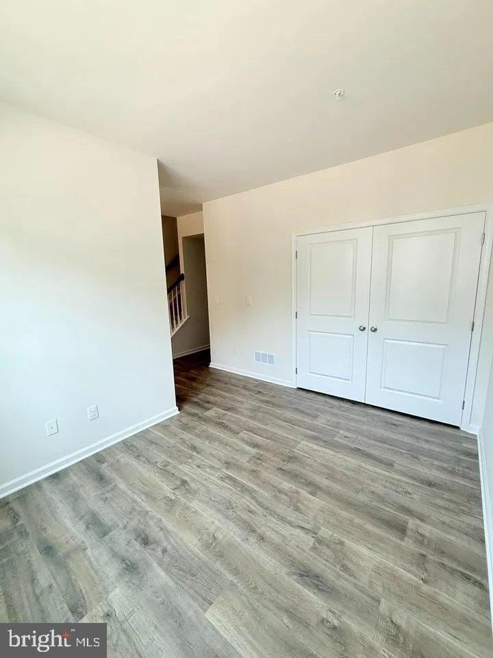 135 Cobblestone Dr - Photo 7 of 24