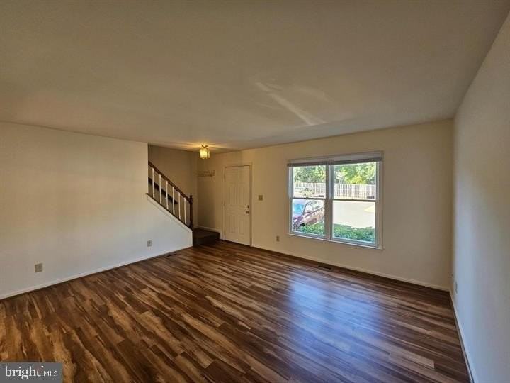 806 Grove Ave - Photo 2 of 19
